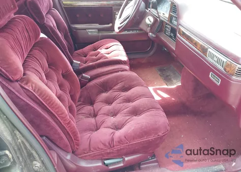 1990 Chrysler New Yorker C-Body Landau from USA, damaged, VIN 1C3XC66R7LD860297